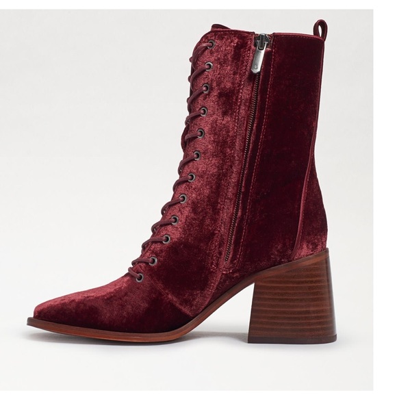Sam Edelman
Westie 2 Lace-Up Velvet Square Toe Booties - Picture 3 of 12